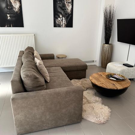 Antwerp West Side Apartment Zwijndrecht Екстериор снимка
